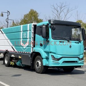 LUZHAN 4x2 Large Electric Washing and Sweeping Truck with Pump 260KWH Lithium Iron Phosphate Battery 300KM Range