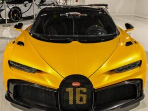 2023 Bugatti Chiron  Pur Sport