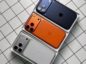Wholesale Unlocked Used iPhone 17/17 Pro Max 5G Smartphones 8GB RAM 256GB Storage Good Battery Health iPhone 17