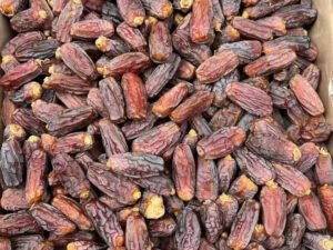 High Quality Organic Natural Sweet Medjool Dates Bulk AD Fresh Whole Brine Preserved Healthy Food 25kg - Image 1
